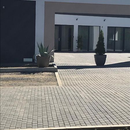 ホテル Bocskai Domb Vendeghaz Nagykallo エクステリア 写真